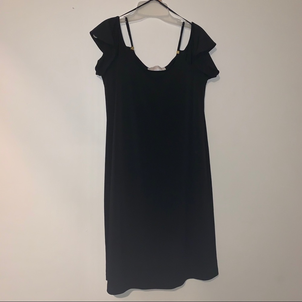 Michael Kors cold shoulder with gold accent dress‎ - Picture 4 of 8